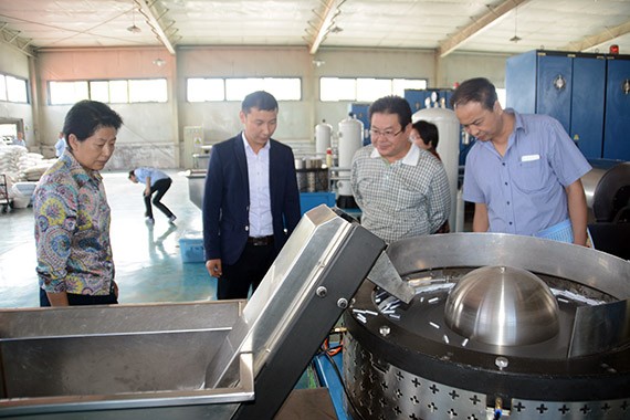 山东省莱芜市政协考察团到集团公司旅行考察 - bevictor伟德官网新闻 - 新闻中心 - 考察团,市政协,集团公司,莱芜,考察,山东省,节水,bevictor伟德官网,nbsp