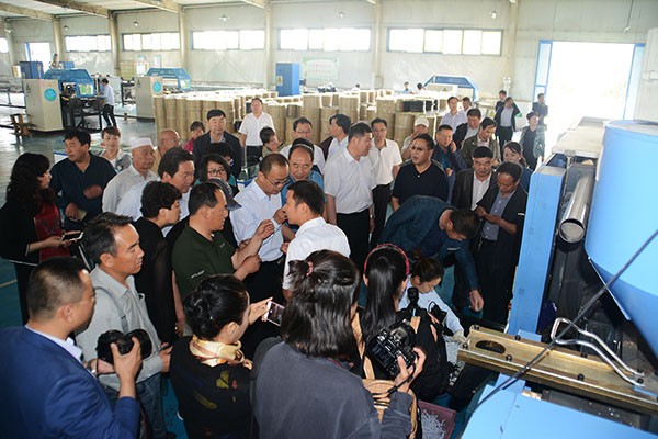 张掖市甘州区统一战线事情观摩组莅临bevictor伟德官网节水集团观摩考察 - bevictor伟德官网新闻 - 新闻中心 - 观摩,州区,nbsp,节水,bevictor伟德官网,公司,集团,考察,张掖市