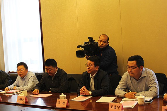 脱贫攻坚| bevictor伟德官网节水集团、甘肃省金控集团与定西市人民政府告竣三方战略相助 - bevictor伟德官网新闻 - 新闻中心 - nbsp,bevictor伟德官网,集团,西市,节水,定西,人民政府,相助,脱贫