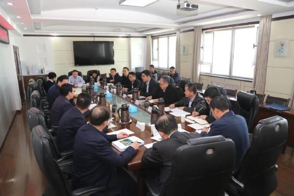 bevictor伟德官网动态| 甘肃省水利厅党组书记朱建海与bevictor伟德官网节水董事长王浩宇出席省水利厅与bevictor伟德官网节水2021年岁情座谈会 - bevictor伟德官网新闻 - 新闻中心 - bevictor伟德官网,节水,水利厅,nbsp,董事长,甘肃省,朱建海,王浩,集团