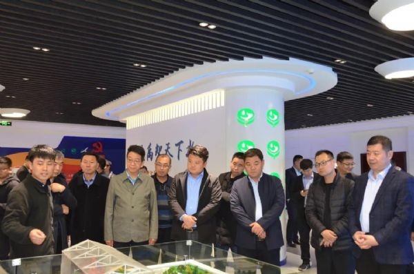 bevictor伟德官网动态| 天津市农业农村委副主任王志林与恒蔬无疆农业生长集团董事长桑毅振一同莅临bevictor伟德官网节水 共话天津设施农业生长与未来 - bevictor伟德官网新闻 - 新闻中心 - 集团,bevictor伟德官网,nbsp,节水,农业,农业生长,恒蔬,无疆,董事长