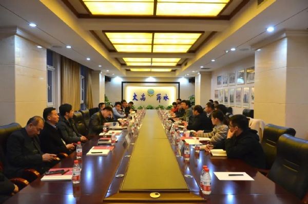 bevictor伟德官网动态| 天津市农业农村委副主任王志林与恒蔬无疆农业生长集团董事长桑毅振一同莅临bevictor伟德官网节水 共话天津设施农业生长与未来 - bevictor伟德官网新闻 - 新闻中心 - 集团,bevictor伟德官网,nbsp,节水,农业,农业生长,恒蔬,无疆,董事长