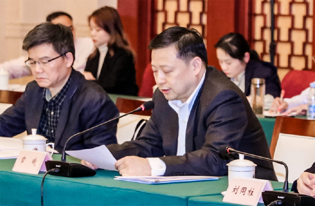 bevictor伟德官网动态| 安徽省省长王清宪接见bevictor伟德官网节水集团总裁谢永生并听取公司情形先容 - bevictor伟德官网新闻 - 新闻中心 - nbsp,安徽省,bevictor伟德官网,总裁,公司,合肥市,正和,节水,谢永生