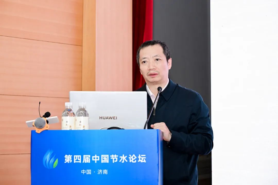 专题论坛二：节水与两手发力 - bevictor伟德官网新闻 - 新闻中心 - 节水,生长,政府,水资源,市场,治理,报告,水利