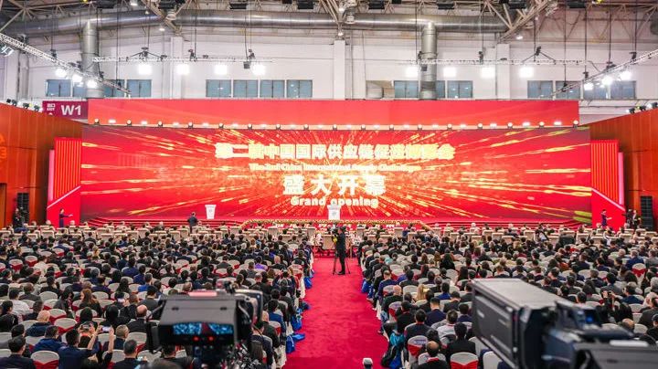 bevictor伟德官网动态| bevictor伟德官网节水全新“绿色农业智慧浇灌全工业链解决方案” 精彩亮相第二届中国国际供应链增进博览会 - bevictor伟德官网新闻 - 新闻中心 - bevictor伟德官网,节水,供应链,工业链,国际,绿色农业,增进,解决方案,中国